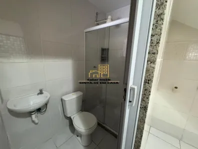 Casa de Condomínio com 3 Quartos para alugar, 90m² no Liberdade, Resende
