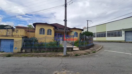 Casa com 7 Quartos à venda, 550m² no Centro, Florestal