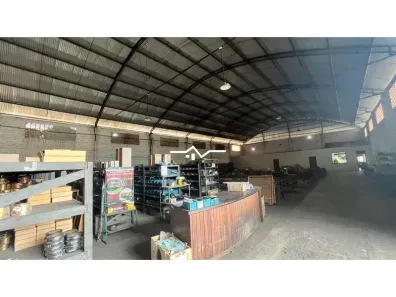 Galpão / Depósito / Armazém para alugar, 1200m² no , Marituba