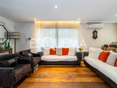 Casa de Vila com 3 Quartos à venda, 275m² no Moema, São Paulo