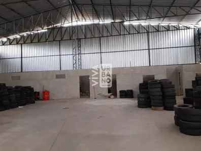 Galpão / Depósito / Armazém para venda ou aluguel, 585m² no Dom Bosco, Volta Redonda