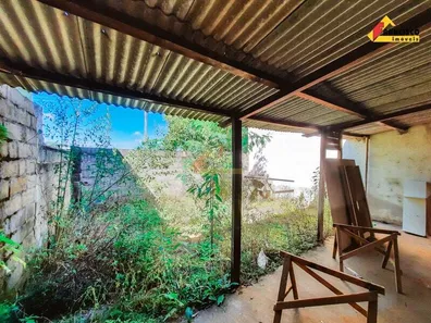 Galpão / Depósito / Armazém à venda, 100m² no Jardim Candelária, Divinópolis