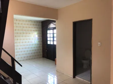 Casa de Vila com 3 Quartos para alugar, 10m² no Centro, Feira de Santana