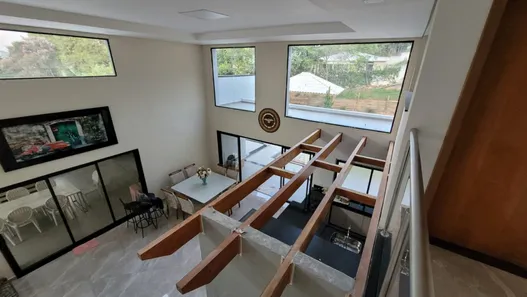 Fazenda / Sítio / Chácara com 6 Quartos à venda, 600m² no , Mairinque