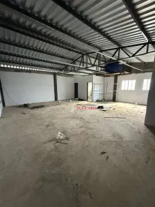 Galpão / Depósito / Armazém para alugar, 527m² no Jardim Jóia, Arujá