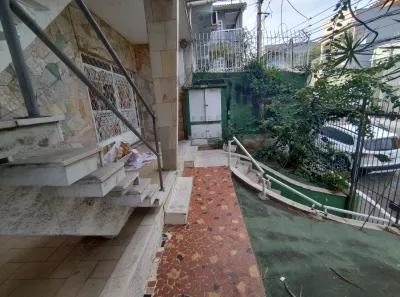Loja / Salão / Ponto Comercial para alugar, 130m² no Centro, Duque de Caxias
