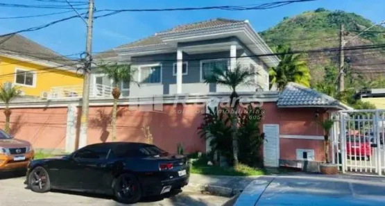 Casa de Condomínio com 4 Quartos à venda, 280m² no Vargem Pequena, Rio de Janeiro