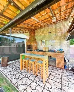 Casa com 3 Quartos à venda, 100m² no Centro (Praia Seca), Araruama