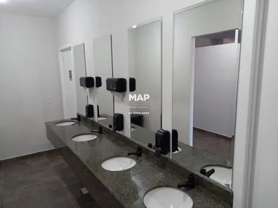 Loja / Salão / Ponto Comercial para alugar, 403m² no Bacacheri, Curitiba