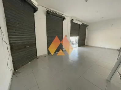 Loja / Salão / Ponto Comercial para alugar, 53m² no Miramar, Macaé