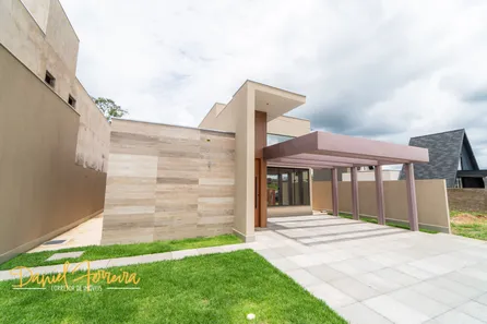 Casa de Condomínio com 3 Quartos à venda, 250m² no Setor Habitacional Tororó, Brasília
