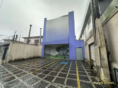 Galpão / Depósito / Armazém à venda, 378m² no Vila Santo Antônio, Guarujá