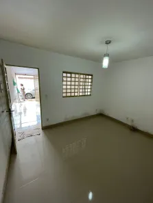 Casa de Condomínio com 2 Quartos à venda, 180m² no Chácara Lourdes Meireles, Valparaíso de Goiás