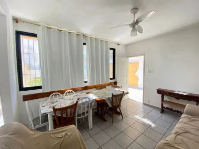 Casa de Condomínio com 2 Quartos para alugar, 64m² no Guilhermina, Praia Grande