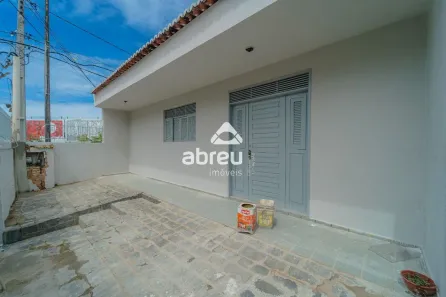 Casa com 4 Quartos à venda, 195m² no Lagoa Nova, Natal