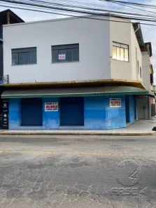 Loja / Salão / Ponto Comercial para alugar, 89m² no Centro, Resende