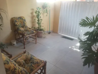 Casa de Condomínio com 2 Quartos à venda, 68m² no Ouro Verde, Nova Iguaçu
