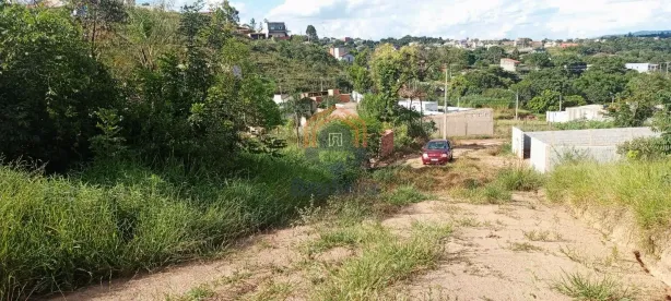 Terreno / Lote / Condomínio à venda, 351m² no Dos Pereiras, Jarinu