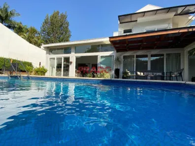 Casa de Condomínio com 4 Quartos à venda, 597m² no Zona 08, Maringá
