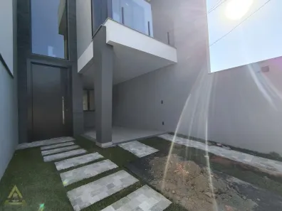 Sobrado com 3 Quartos à venda, 204m² no Água Verde, Blumenau