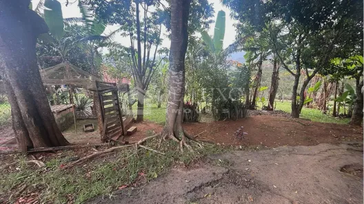 Fazenda / Sítio / Chácara com 2 Quartos à venda, 2606m² no , Igaratá