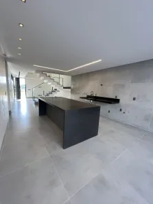 Casa de Condomínio com 4 Quartos à venda, 232m² no Jardins Capri, Senador Canedo