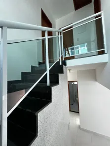 Casa com 4 Quartos para alugar, 140m² no Jardim Bela Vista, Rio das Ostras