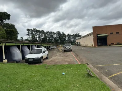 Galpão / Depósito / Armazém para alugar, 2700m² no Jardim Tarobá, Cambé