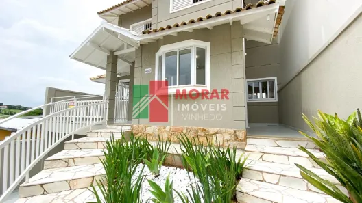 Sobrado com 3 Quartos à venda, 217m² no Santa Rosa, Vinhedo