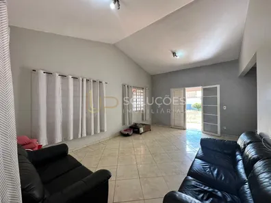 Casa de Condomínio com 3 Quartos à venda, 211m² no Região dos Lagos, Brasília