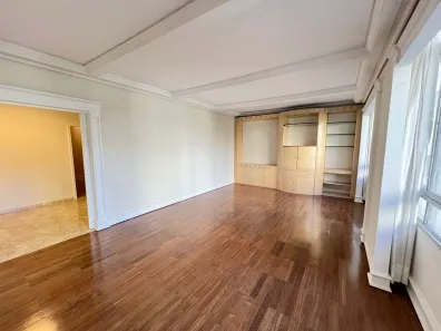 Apartamento com 3 Quartos para alugar, 210m² no Higienópolis, São Paulo
