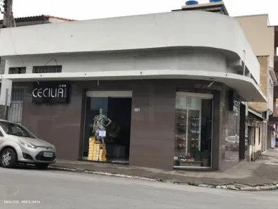 Loja / Salão / Ponto Comercial com 3 Quartos à venda, 80m² no Água Comprida, Barra Mansa