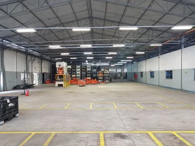Galpão / Depósito / Armazém para venda ou aluguel, 9900m² no , Simões Filho