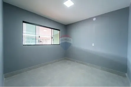 Casa com 3 Quartos à venda, 100m² no Samambaia Sul, Brasília