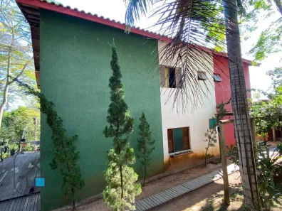Fazenda / Sítio / Chácara com 7 Quartos à venda, 900m² no Parque Agrinco, Guararema