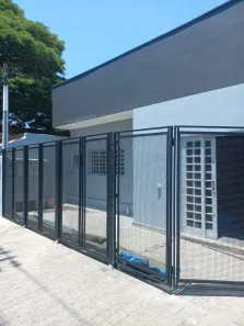 Casa Comercial com 11 Quartos para venda ou aluguel, 261m² no Pedregulho, Guaratinguetá