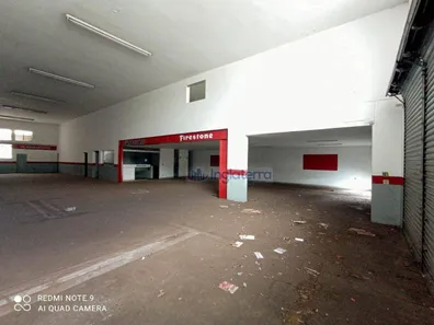 Loja / Salão / Ponto Comercial para alugar, 700m² no Jardim Shangri-la A, Londrina