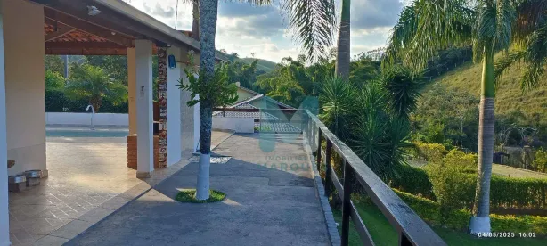 Fazenda / Sítio / Chácara com 2 Quartos à venda, 200m² no Registro, Taubaté