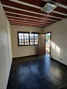 Casa de Vila com 2 Quartos para alugar, 55m² no São Lourenço, Niterói