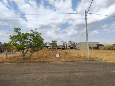Terreno / Lote / Condomínio à venda, 300m² no portal das aguas, Hidrolândia