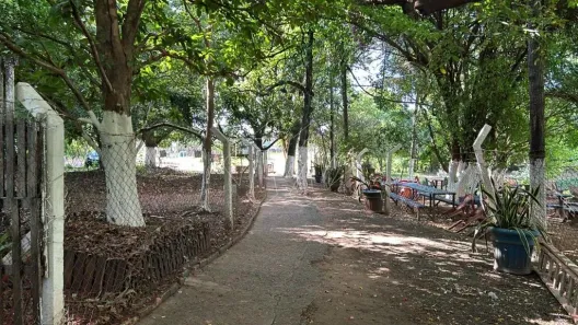 Fazenda / Sítio / Chácara com 4 Quartos à venda, 147m² no Vila Sedenho, Araraquara
