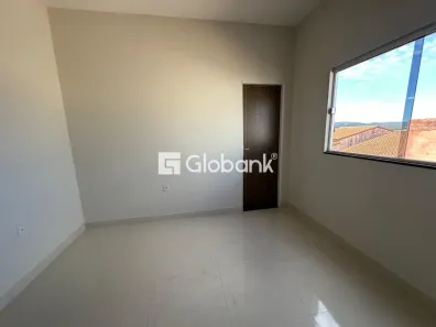 Casa com 3 Quartos para alugar, 110m² no Santo Antônio, Montes Claros