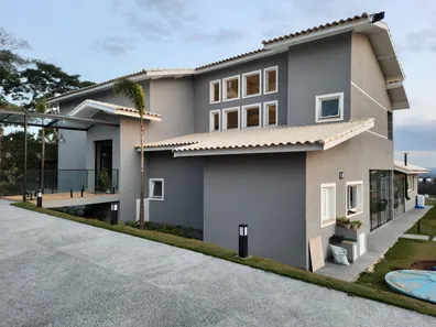 Fazenda / Sítio / Chácara com 9 Quartos à venda, 3140m² no , Mairinque