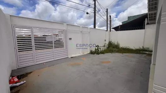Casa com 3 Quartos para alugar, 80m² no Cajupiranga, Parnamirim