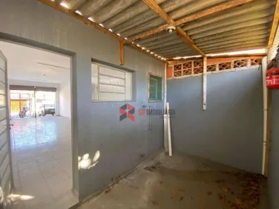 Loja / Salão / Ponto Comercial para alugar, 75m² no Vila Pantaleão, Caçapava