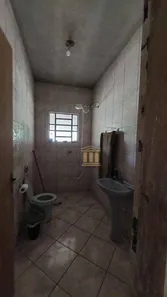 Fazenda / Sítio / Chácara com 3 Quartos à venda, 100m² no Chácara Marambaia, Caçapava