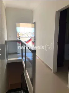 Sobrado com 2 Quartos à venda, 120m² no Severina, Ribeirão das Neves