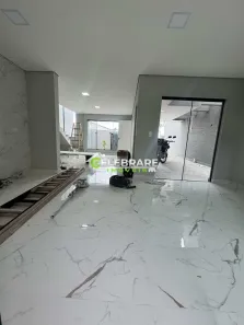 Sobrado com 3 Quartos à venda, 110m² no Centro, Quatro Barras