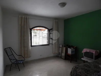 Casa com 2 Quartos à venda, 200m² no Cipó, Embu-Guaçu