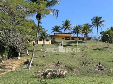 Fazenda / Sítio / Chácara com 4 Quartos à venda, 10000m² no Papucaia, Cachoeiras de Macacu